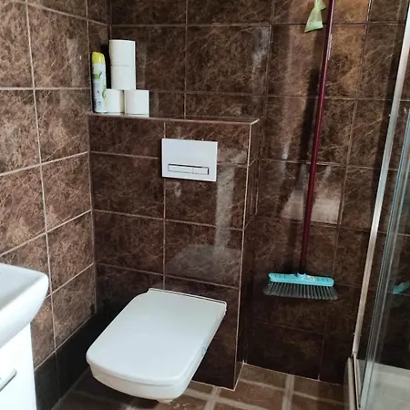 Goscinne Chlopi Raj *