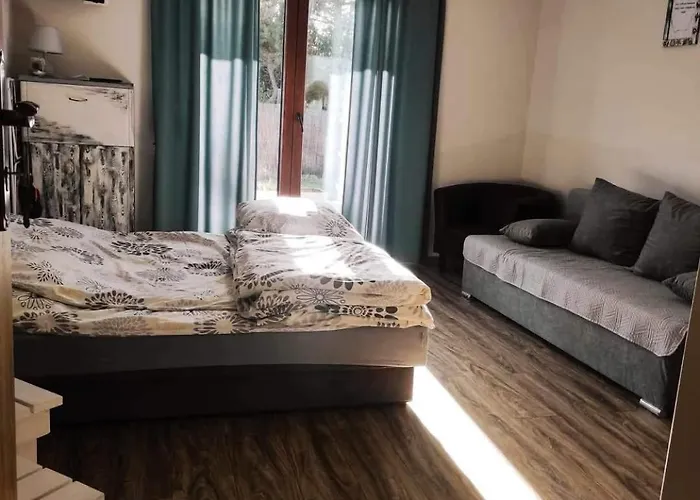 Goscinne Chlopi Raj *